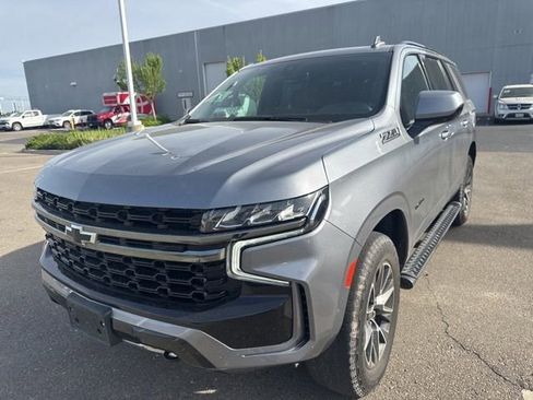 Used 2022 Chevrolet Tahoe Z71 image 3