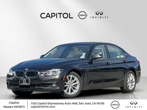 Used 2018 BMW 320i Sedan image 1