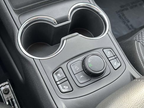 Certified 2023 GMC Terrain SLE w/ Driver Convenience Package image 29