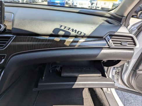 Used 2018 Honda Accord EX-L image 29