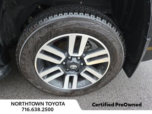 Used 2023 Toyota 4Runner Limited image 10