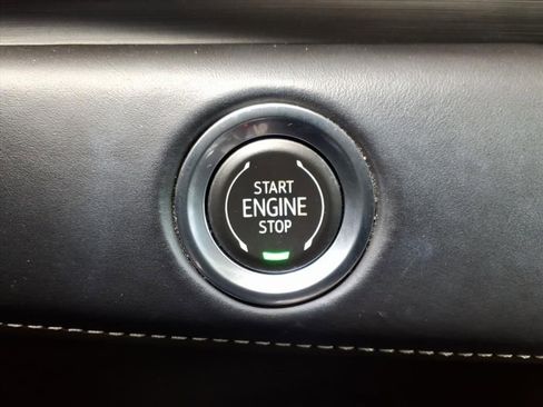 Used 2021 Cadillac Escalade Sport Platinum AWD/4WD image 24