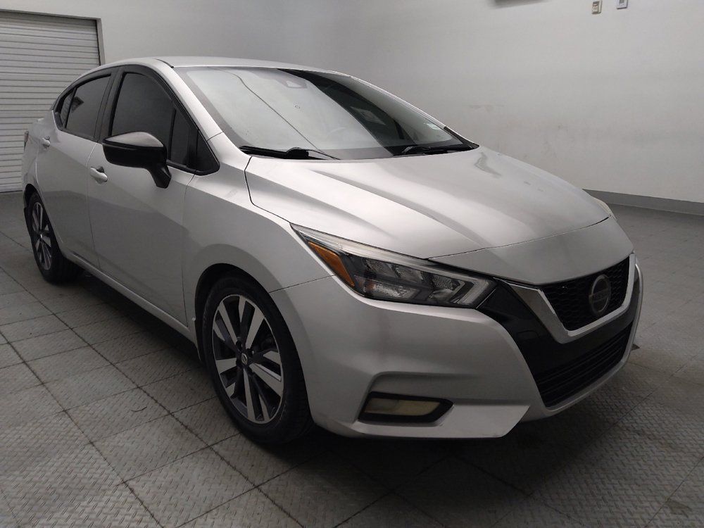 Used 2020 Nissan Versa SR FWD image 13