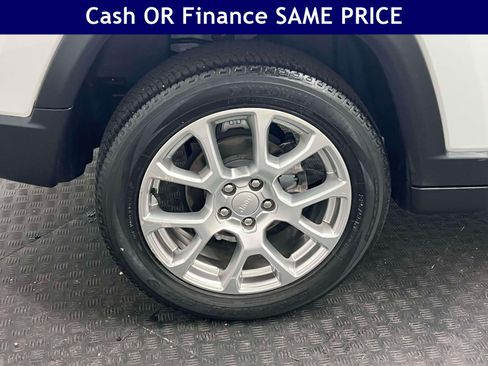 Certified 2023 Jeep Compass Latitude AWD/4WD image 13