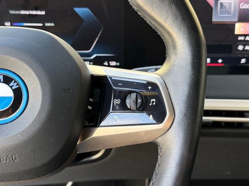 Used 2024 BMW iX xDrive50 w/ Sport Package image 27