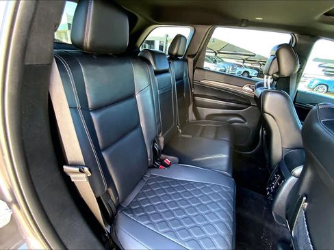 Used 2017 Jeep Grand Cherokee Limited AWD/4WD image 19