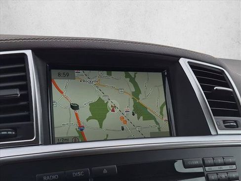 Used 2015 Mercedes-Benz GL 450 4MATIC image 13