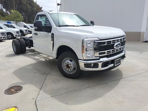New 2026 Ford F350 XL RWD image 4