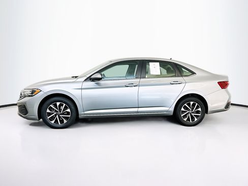 Used 2024 Volkswagen Jetta S FWD image 4