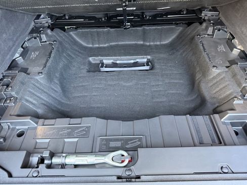 Used 2026 BMW X5 M60i image 36