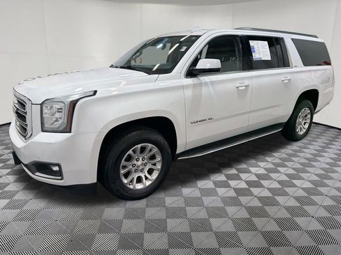 Used 2020 GMC Yukon XL SLT AWD/4WD image 4