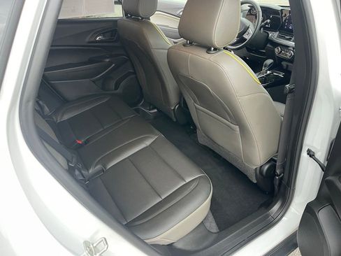 Used 2024 Chevrolet Trax ACTIV image 21