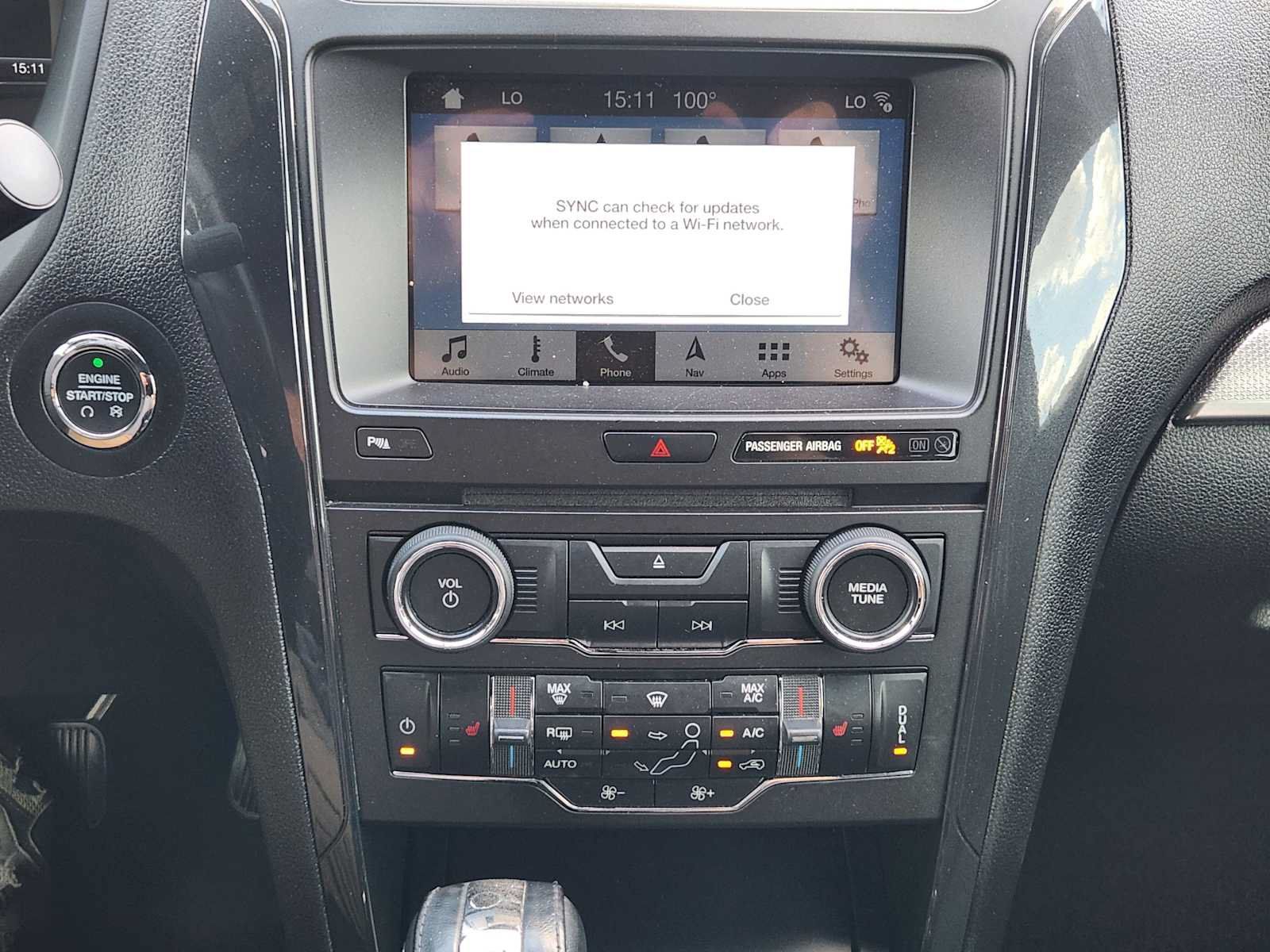 Used 2018 Ford Explorer XLT w/ Equipment Group 202A FWD image 16