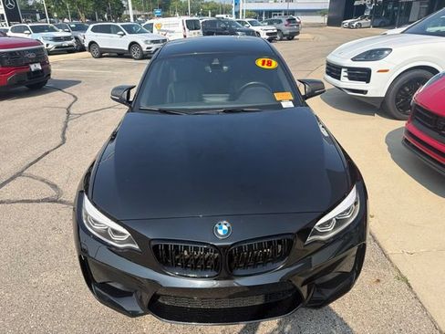 Used 2018 BMW M2 RWD image 3