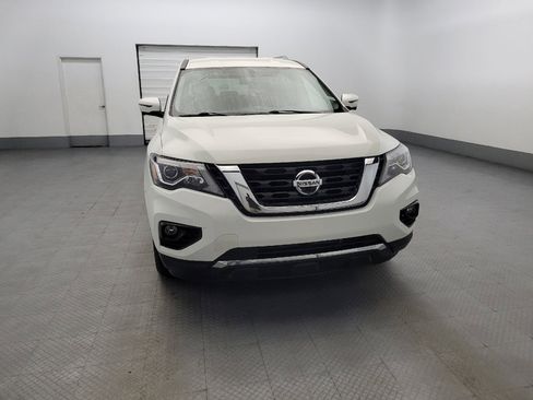 Used 2019 Nissan Pathfinder SL AWD/4WD image 14