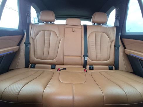 Used 2021 BMW X5 sDrive40i w/ Convenience Package RWD image 5