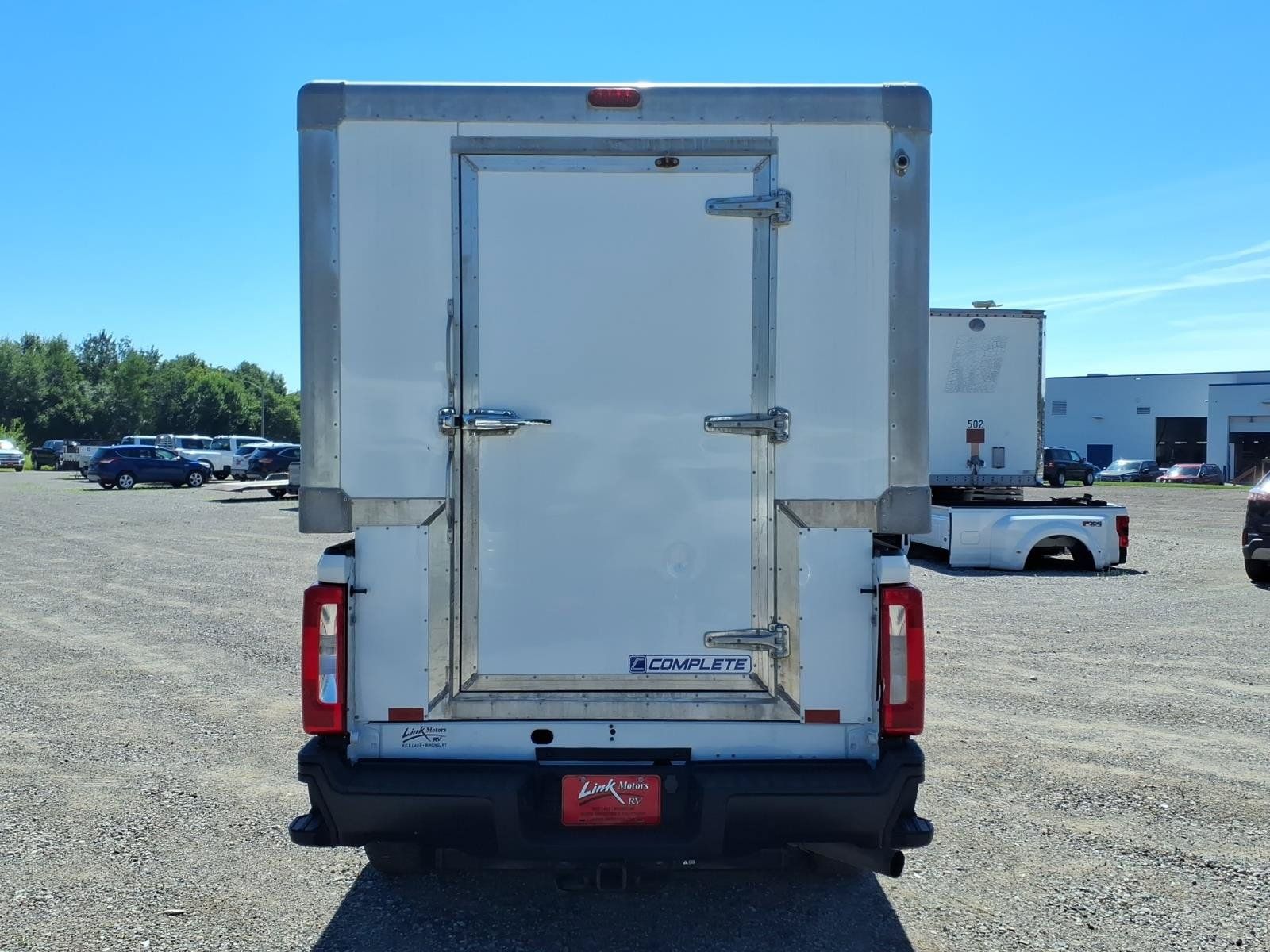 Used 2024 Ford F250 XL RWD image 4