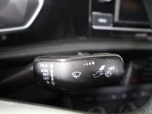 Used 2020 Volkswagen Jetta S w/ Driver Assistance Package image 35