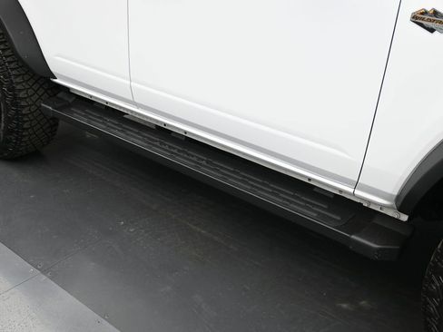 Used 2022 Ford Bronco Wildtrak image 22