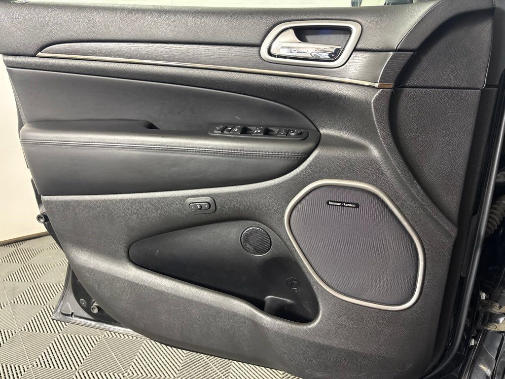 Used 2018 Jeep Grand Cherokee High Altitude RWD image 17