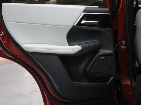 New 2026 Mitsubishi Outlander SE image 26