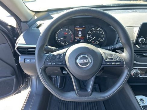 Used 2024 Nissan Altima 2.5 S image 16