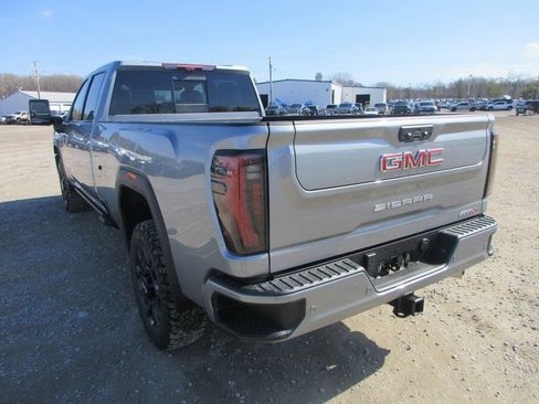 New 2026 GMC Sierra 3500 AT4 w/ AT4 Premium Plus Package image 9