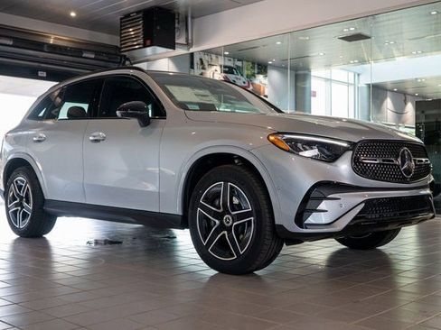 Certified 2026 Mercedes-Benz GLC 300 4MATIC image 1