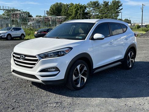 Used 2017 Hyundai Tucson Sport w/ Cargo Package AWD/4WD image 4
