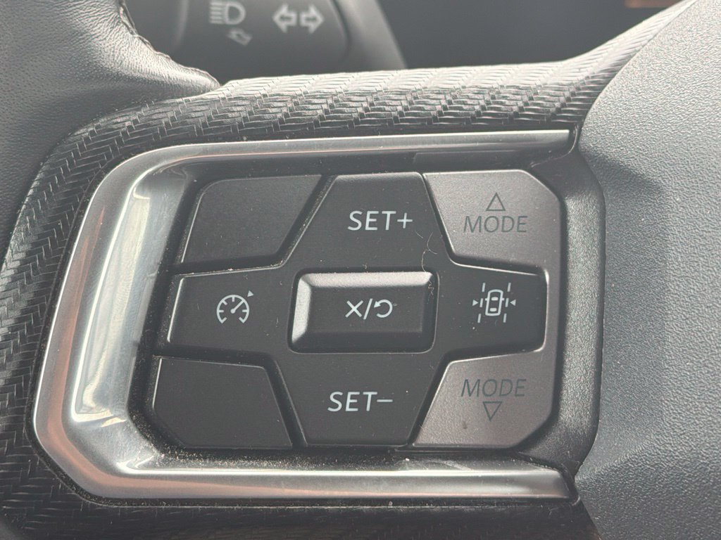 Used 2025 Ford Mustang Premium RWD image 12