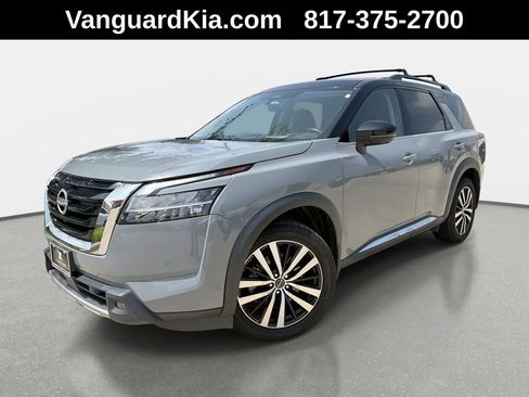 Used 2023 Nissan Pathfinder Platinum w/ Lighting Package (N92) AWD/4WD image 1