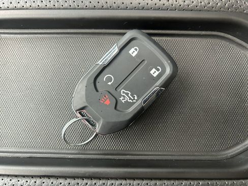 Used 2022 GMC Sierra 3500 Denali w/ Denali Ultimate Package image 33