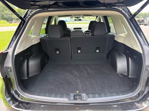 Used 2021 Subaru Forester Premium AWD/4WD image 4