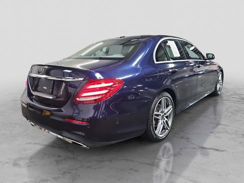 Used 2018 Mercedes-Benz E 300 image 5
