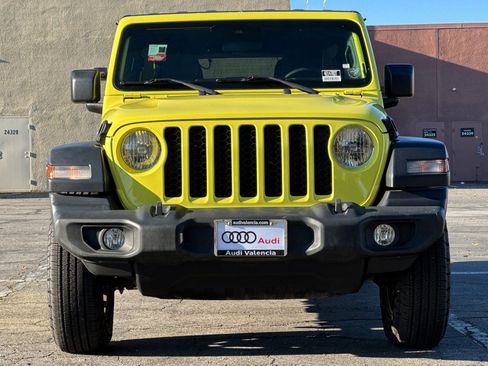 Used 2024 Jeep Wrangler Sport S image 6