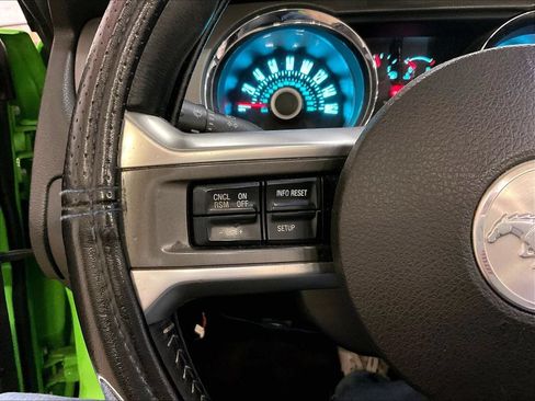 Used 2013 Ford Mustang GT RWD image 16