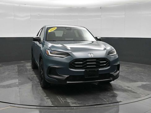 Used 2024 Honda HR-V Sport image 2
