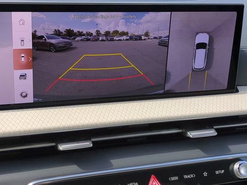 Certified 2025 Genesis GV80 3.5T Prestige AWD/4WD image 18