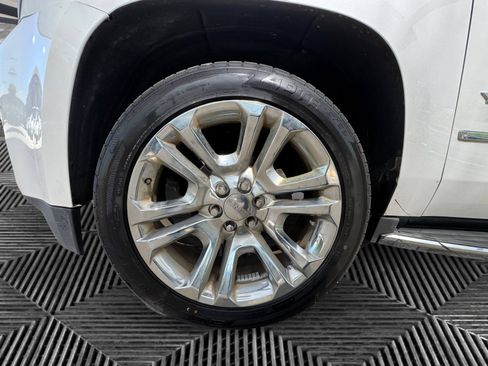 Used 2018 GMC Yukon XL SLT w/ Open Road Package RWD image 9
