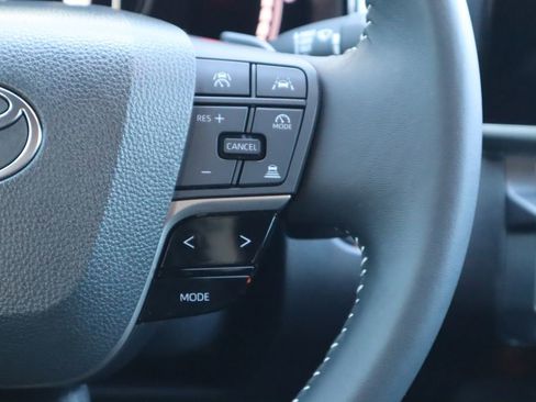 Certified 2025 Toyota Camry SE image 12