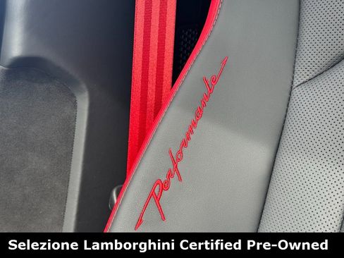 Used 2024 Lamborghini Urus Performante image 22