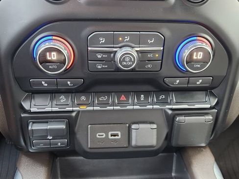 Used 2020 Chevrolet Silverado 1500 RST AWD/4WD image 22