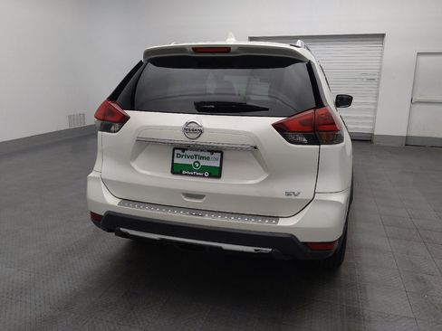 Used 2018 Nissan Rogue SV image 7