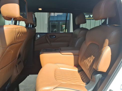 Used 2021 INFINITI QX80 Sensory w/ All-Season Package AWD/4WD image 9