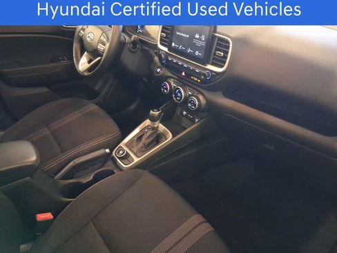Certified 2025 Hyundai Venue SEL image 8
