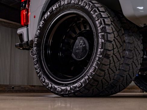 Used 2025 Ford F350 XL image 17