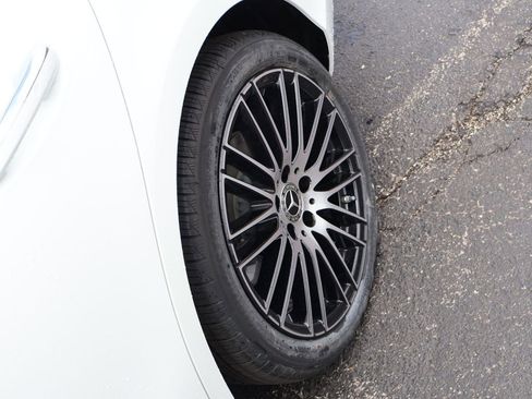 New 2026 Mercedes-Benz C 300 4MATIC Sedan image 38