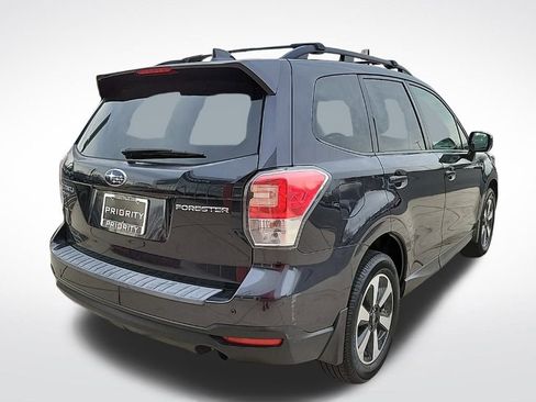 Used 2018 Subaru Forester 2.5i Premium image 5