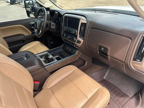 Used 2017 GMC Sierra 3500 Denali w/ Duramax Plus Package AWD/4WD image 29