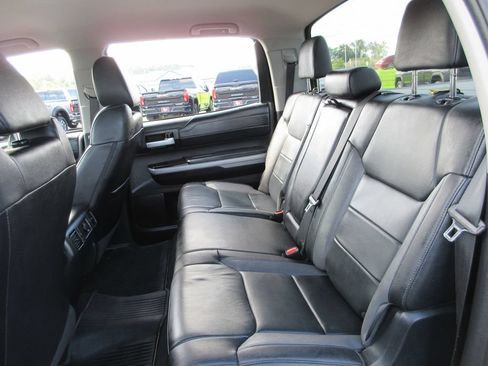 Used 2018 Toyota Tundra Limited AWD/4WD image 23
